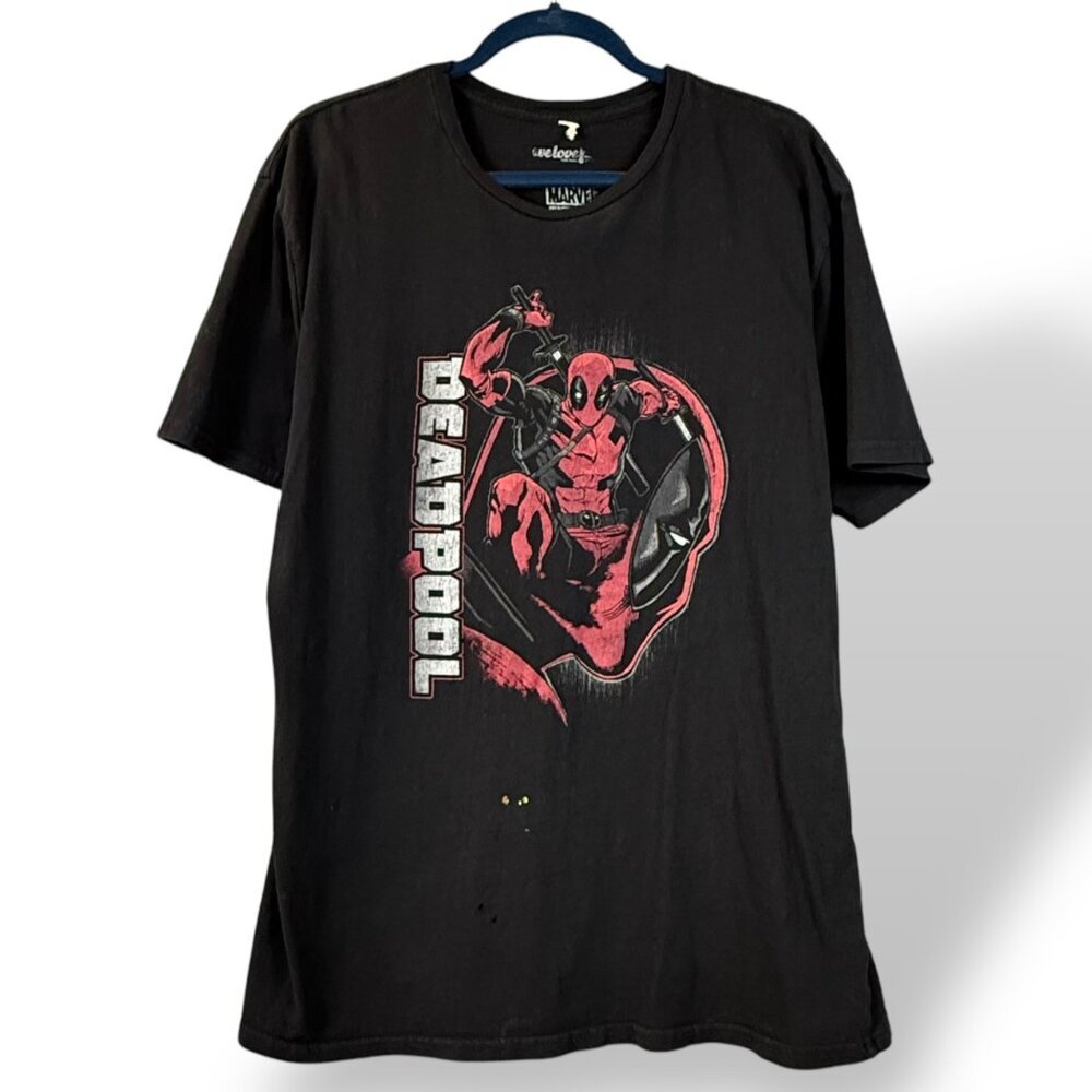 WeLoveFine Marvel Deadpool Shirt Sz XL Black Graphic Comic Distressed Cotton Tee